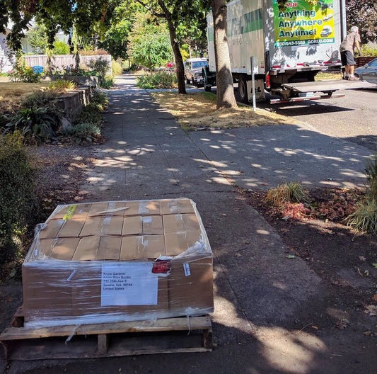 First Pallet of Books - Entre Ríos Books